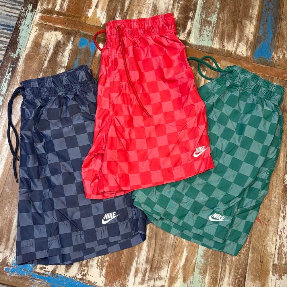 Nike Mens Checkered Shorts Bundle Red Green Navy Blue Size Small